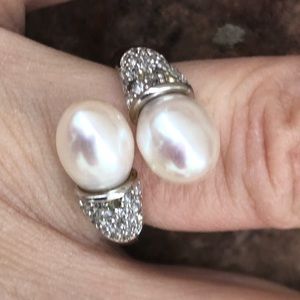 Sterling Pearl & White Topaz Bypass Ring
